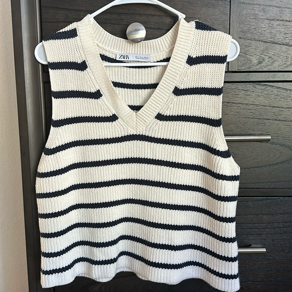 ZARA knit sweater vest